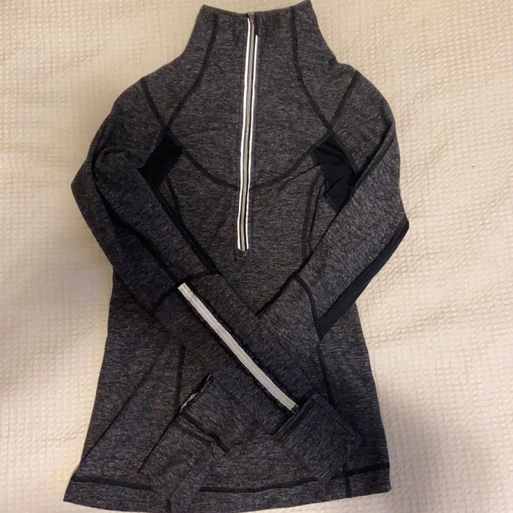 Black lululemon Run Dash Pullover Half-Zip